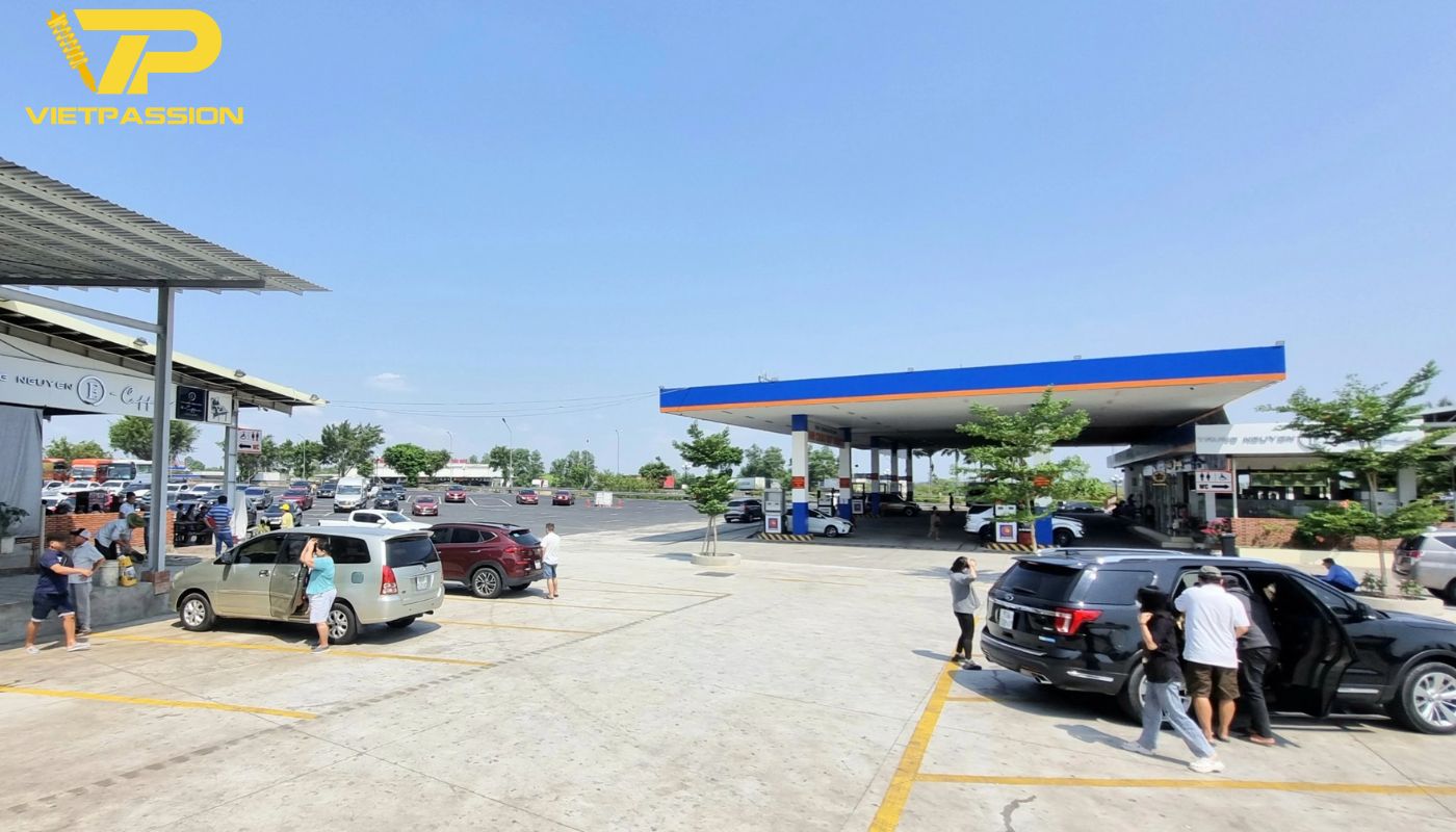 Giải pháp khắc phục tình trạng đau lưng khi lái xe đường dài 